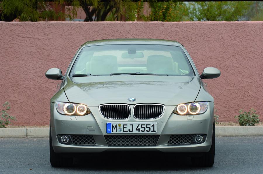  BMW 3-Series Convertible 2007 года  (фото 108 из 239)